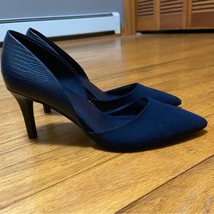 Bandolino Navy Blue Faux Leather Snake Heel Pointed Toe Pumps Women 5 1/2